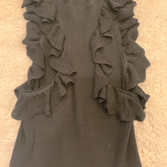 H&M Ruffle tank - Picture 2 of 3